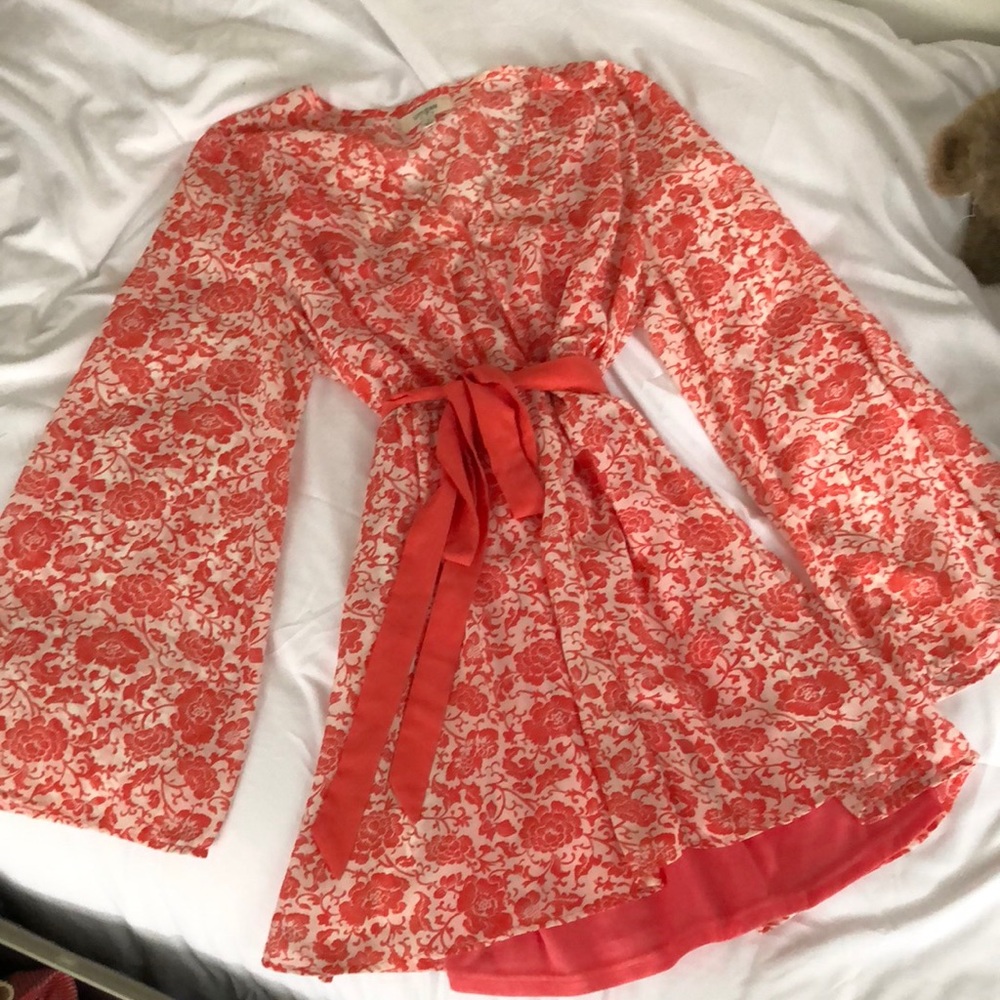 Patterned coral dress with bell sleeve